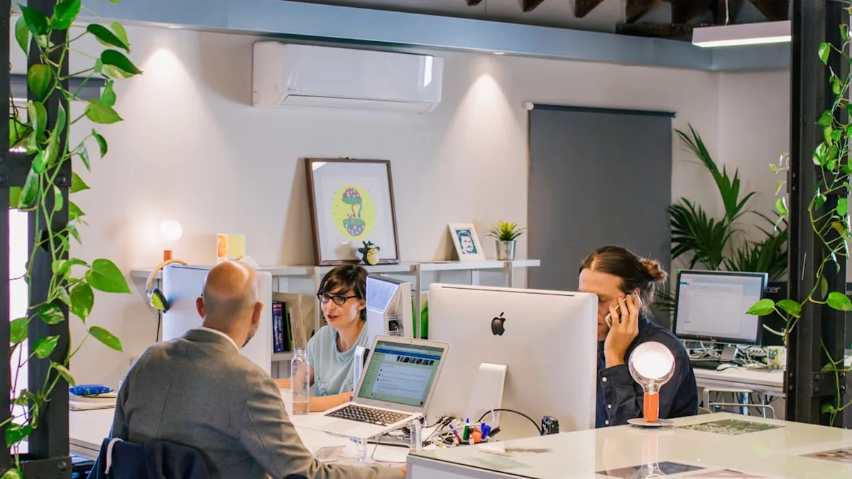 Comment faire une reconversion professionnelle sans tout lâcher