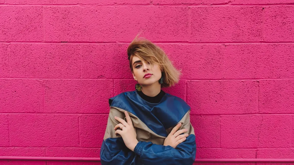 Porter de la couleur sur ses vêtements sans fausse note
