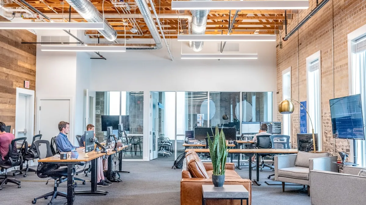 Aménager un espace de travail chez soi en toute simplicité